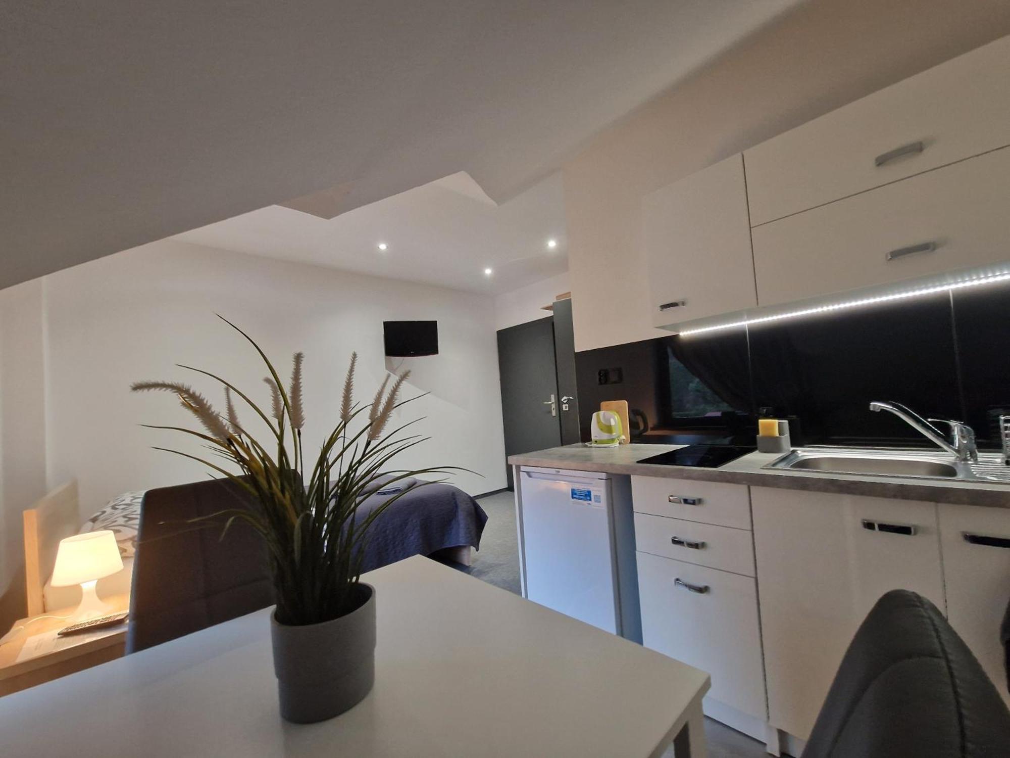 Przytulny Apartamencik- Willa Lawenda 鲁特罗 外观 照片
